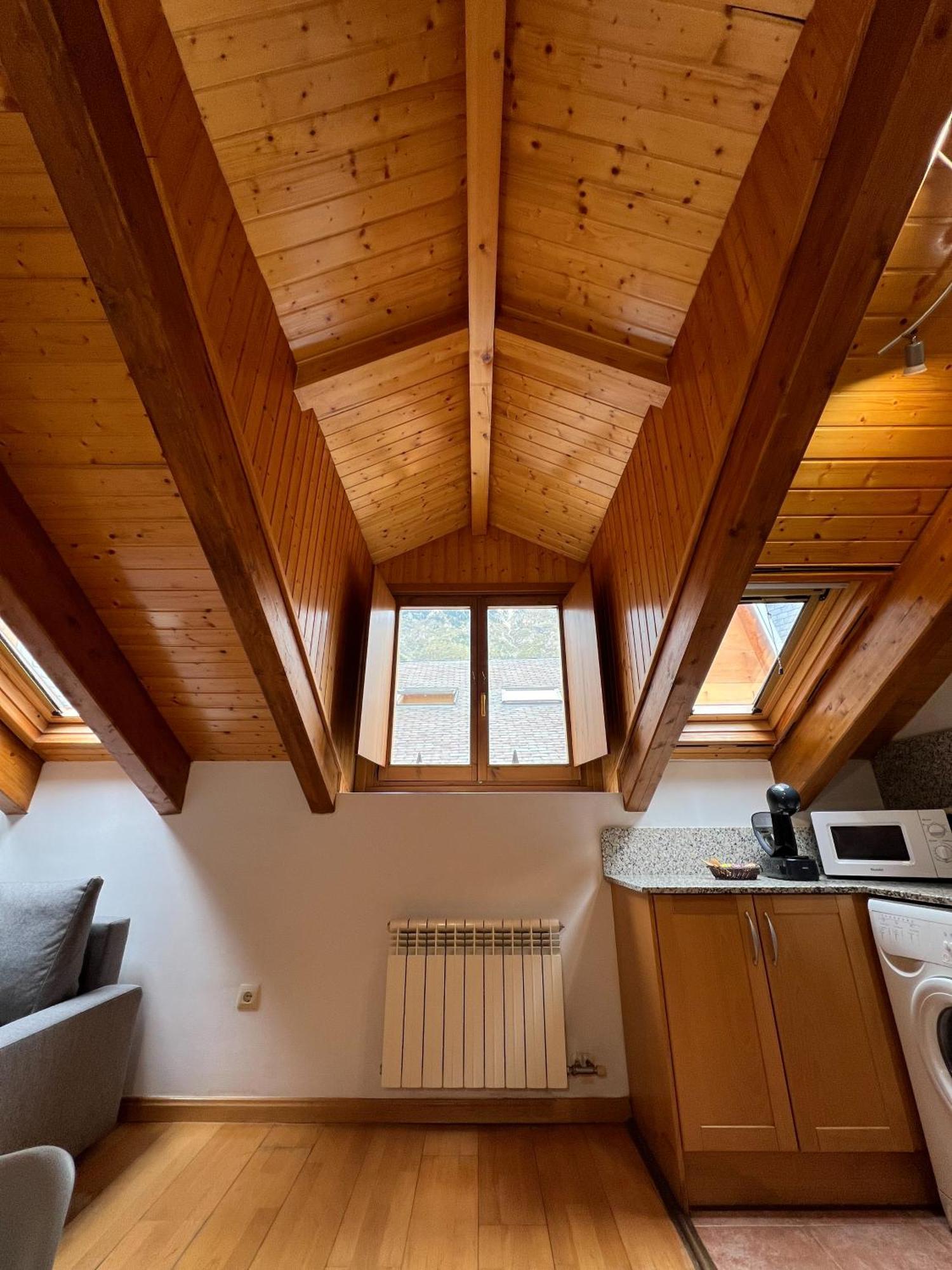 Ferienwohnung Casa La Muga Benasque Exterior foto